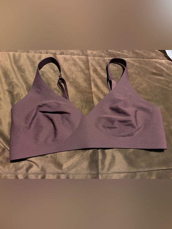 Bombas Other - Bombas V-Neck Seamless Bralette, medium, soft comfortable fabric